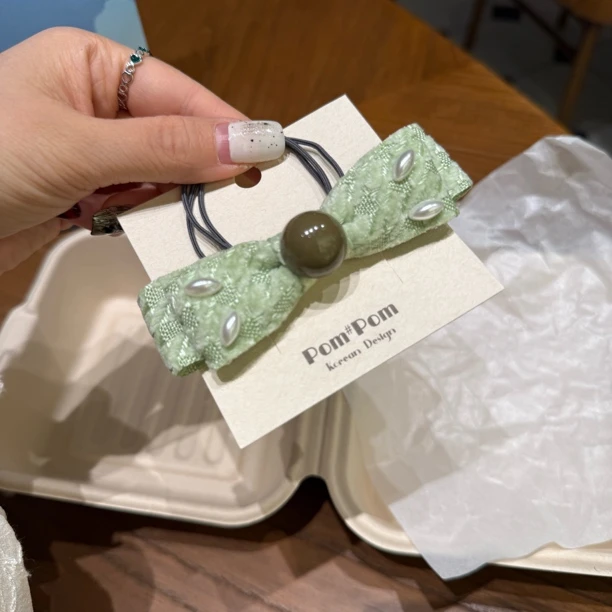 8058小绿蝴蝶结小发圈皮筋