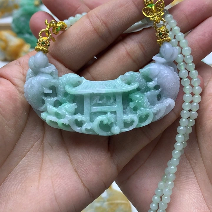 颈饰未镶嵌翡翠翡翠