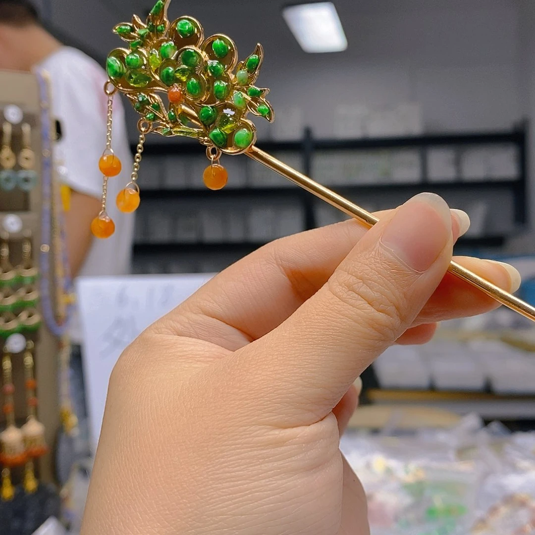 翡翠合金耳饰翡翠