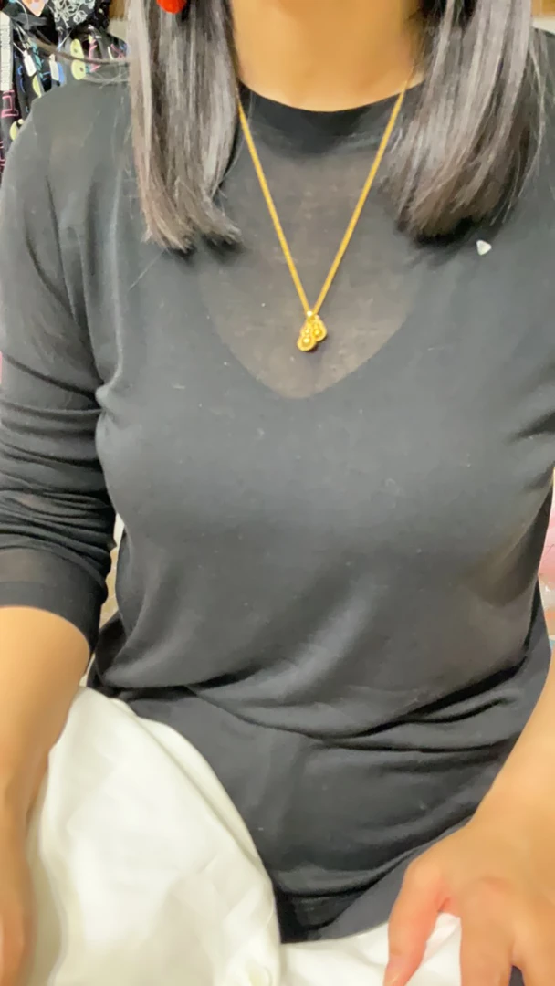 老孔的店 纯色打底衫