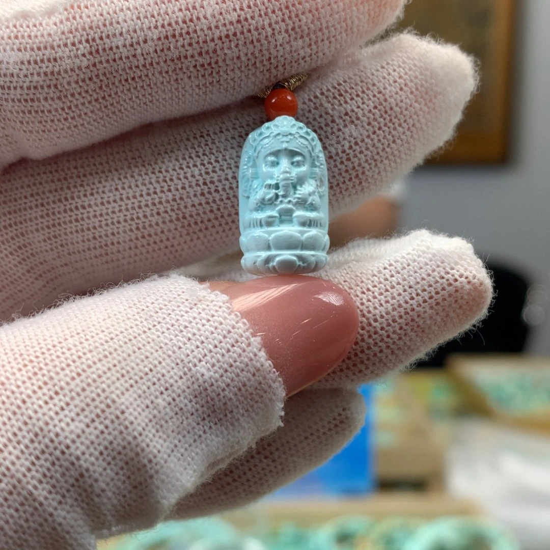 绿松石未镶嵌挂件