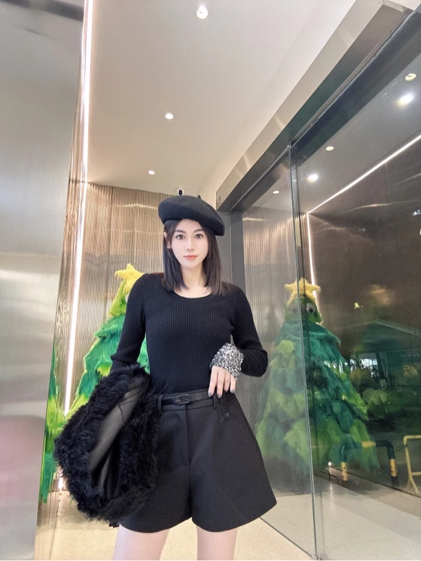 亮片袖子打底针织衫