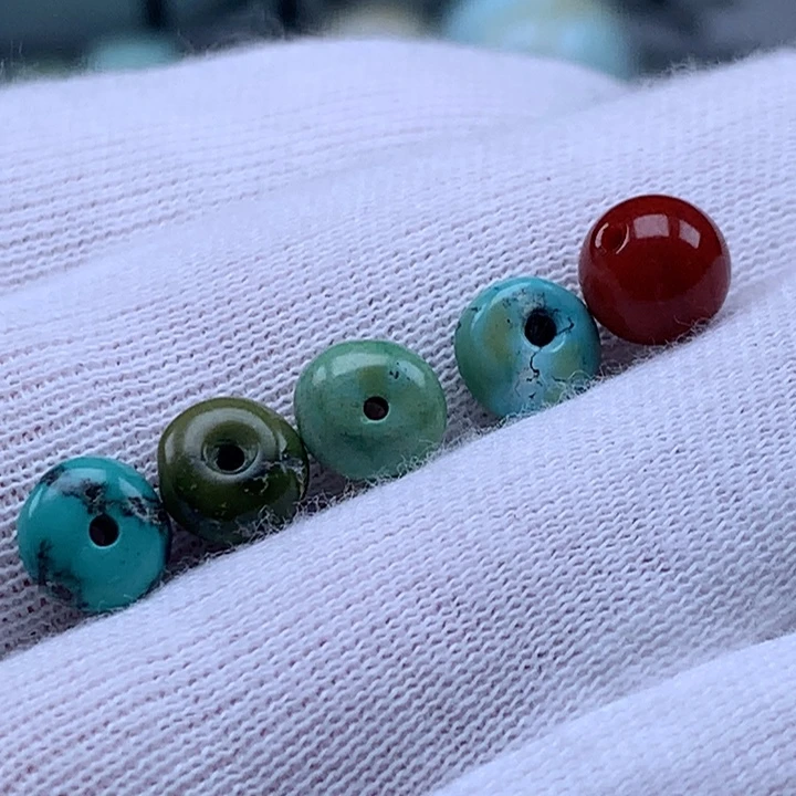 南红玛瑙未镶嵌珠宝奇石