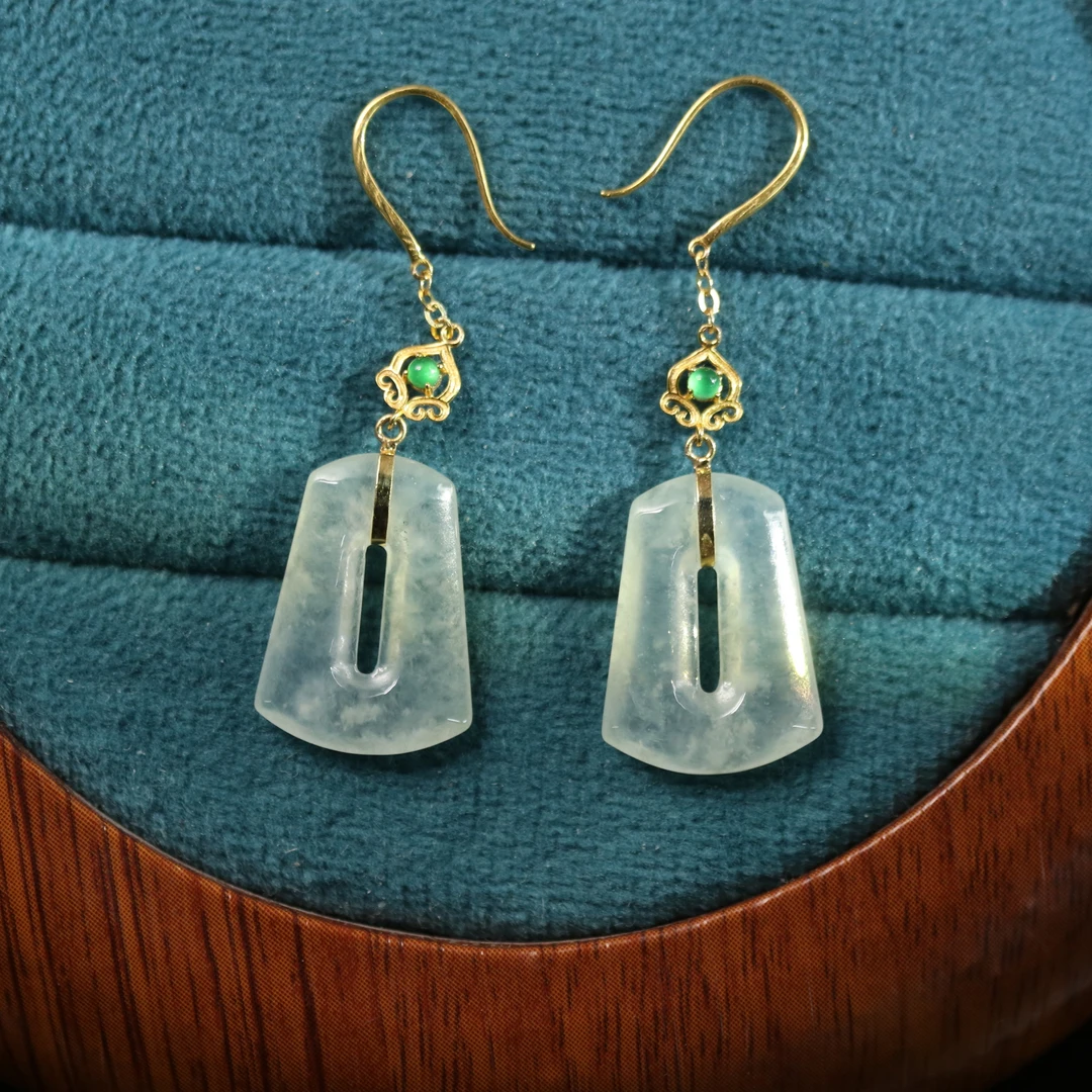 9天然缅甸翡翠A货18k耳饰/600153/上海嘉禾拍卖