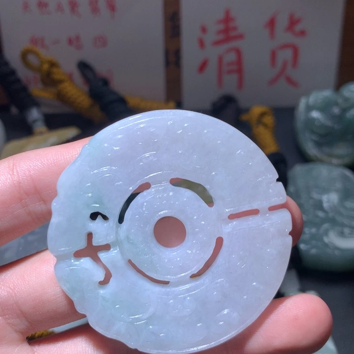 翡翠未镶嵌颈饰保真天然a货翡翠