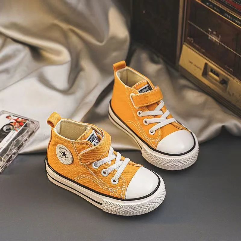 A800-1000男女童四季款时尚百搭运动休闲鞋