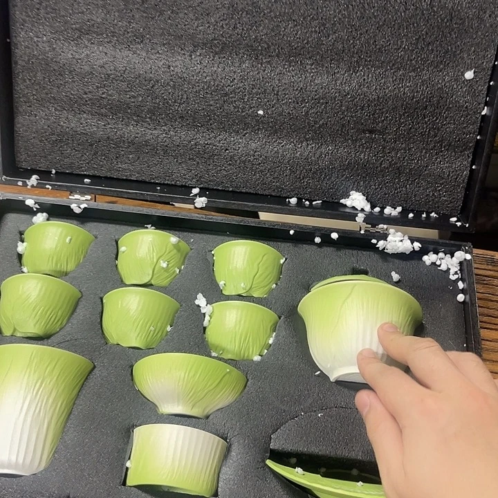 孤品茶具套装等。