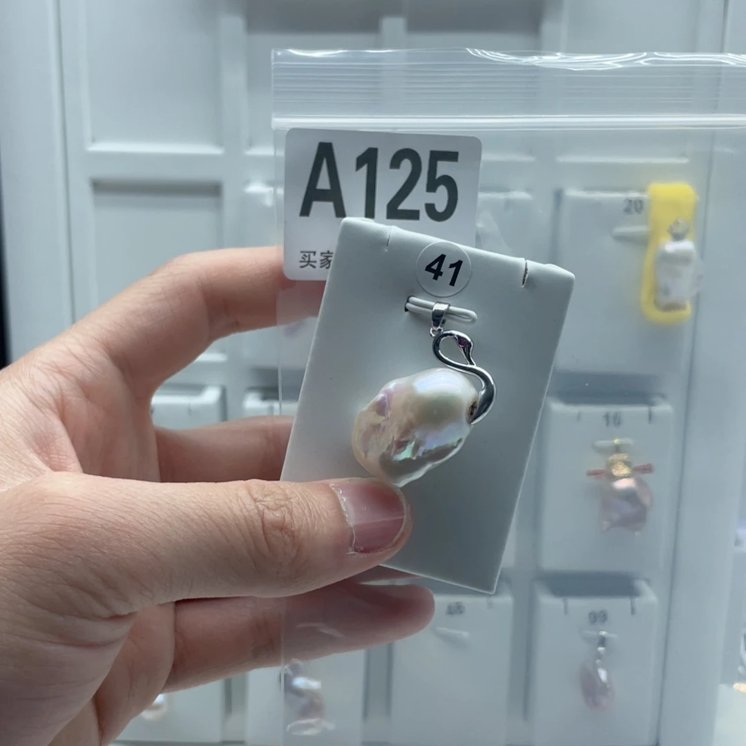 合金淡水珍珠颈饰