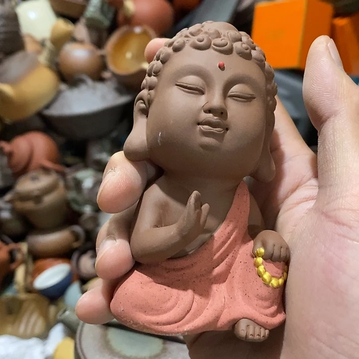 瓷片老婆的人在家里待