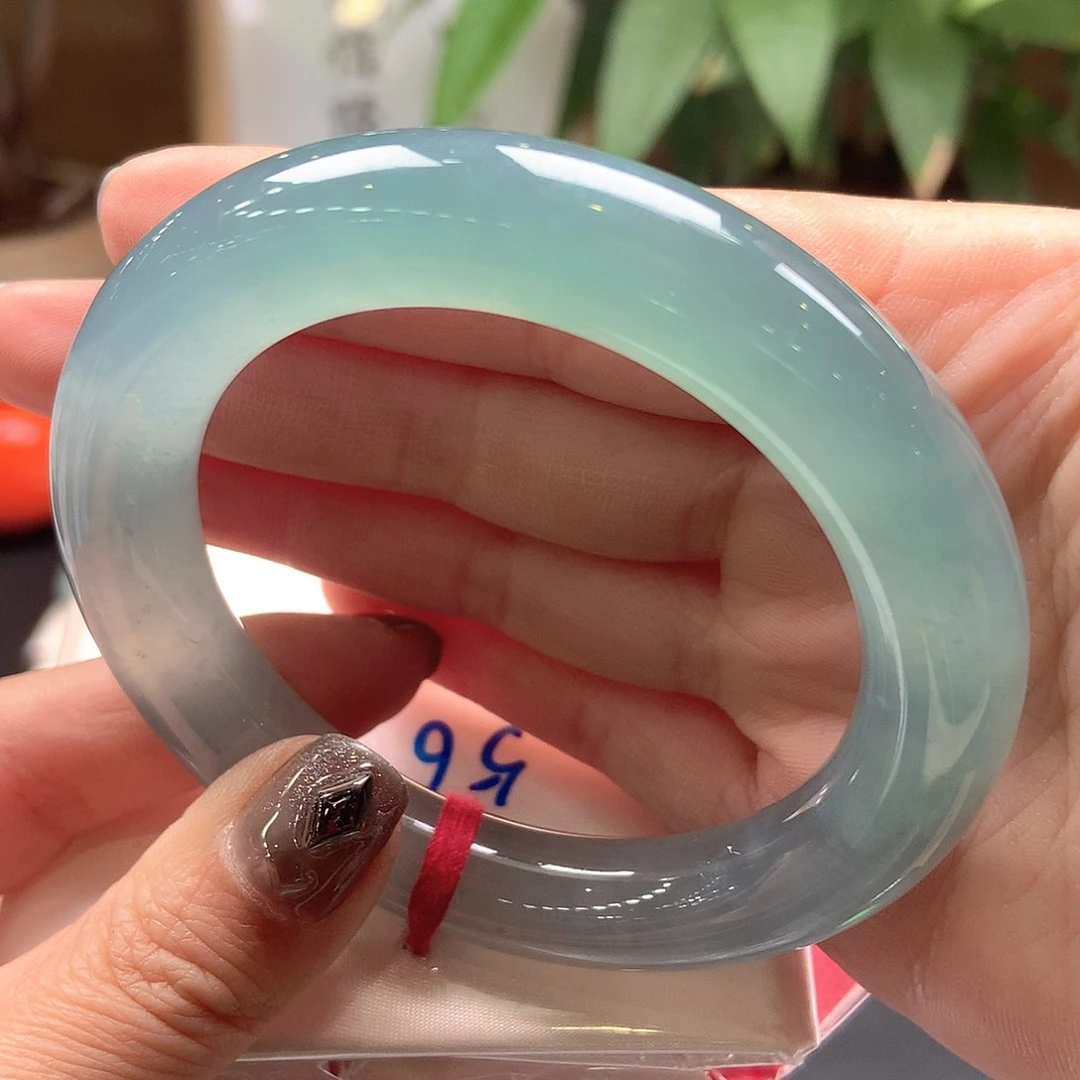 翡翠未镶嵌手镯42