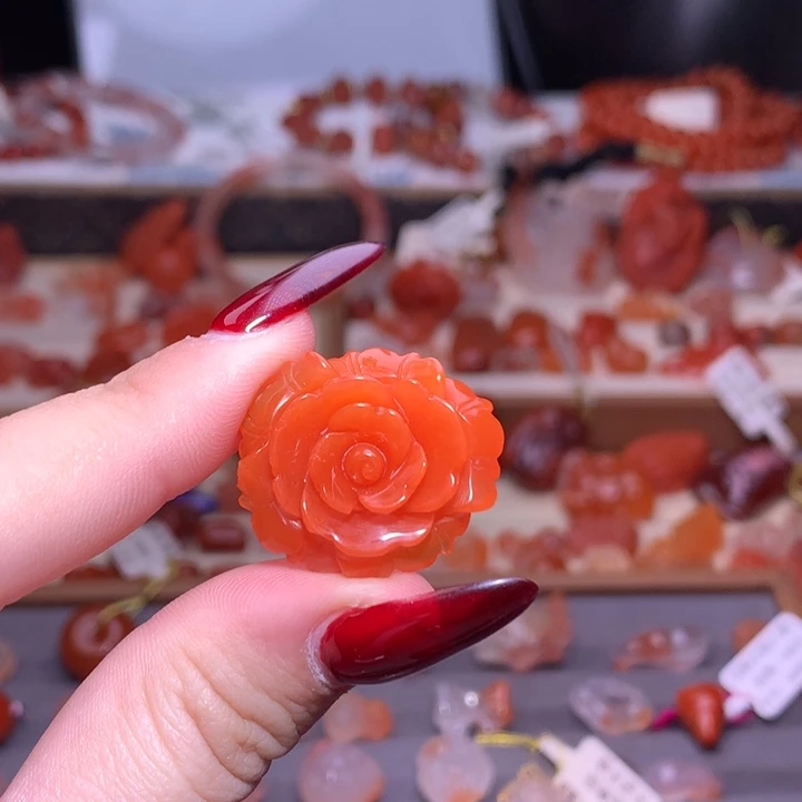 南红玛瑙合金颈饰山茶花4
