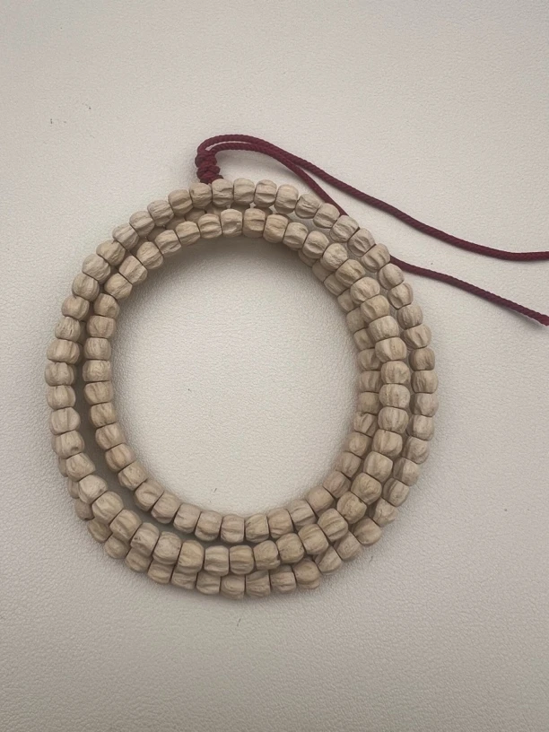 柒两文玩/柏香籽（西洲/C328)直切多棱龙脊归圆归整度杠杠滴