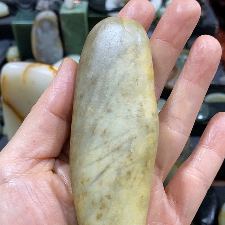 和田玉（糖玉）未镶嵌挂件
