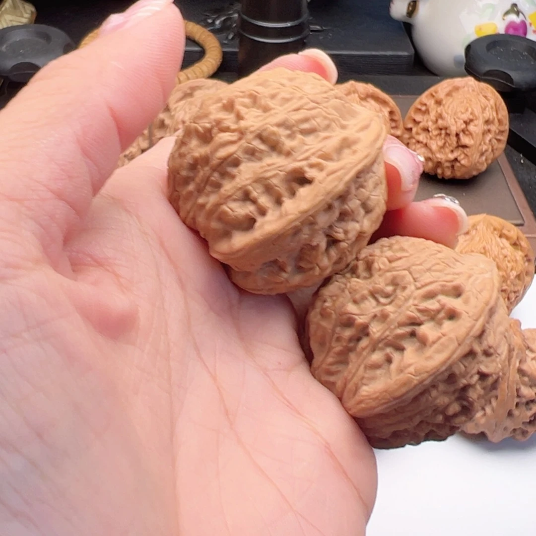 文玩核桃把件泥鳅44