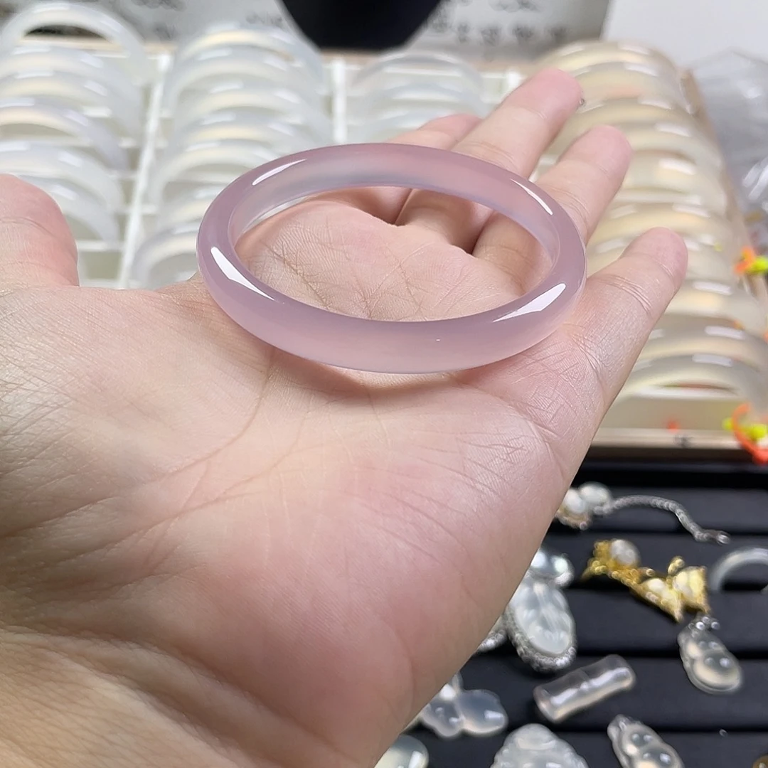 玛瑙/玉髓手镯未镶嵌冬***风