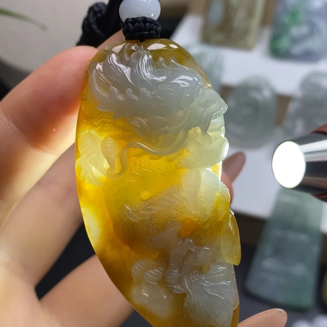 翡翠未镶嵌颈饰缅甸天然A货翡翠