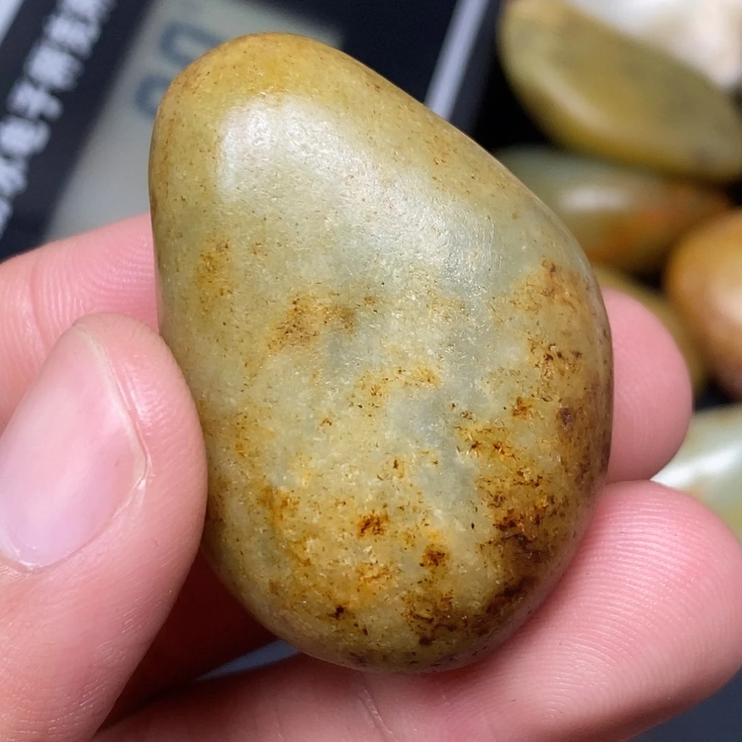 和田玉（糖玉）未镶嵌挂件
