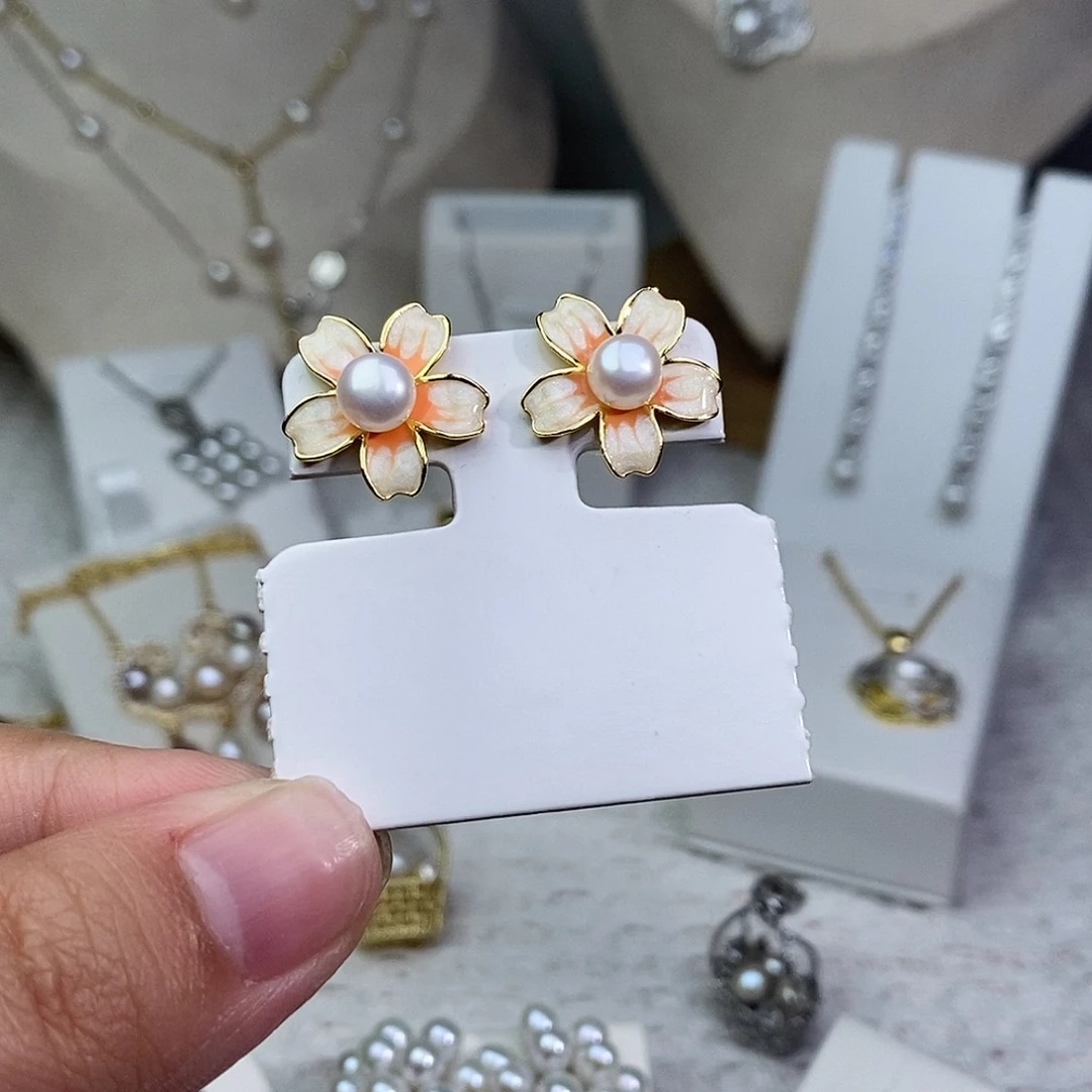 淡水珍珠银S925镶嵌耳饰