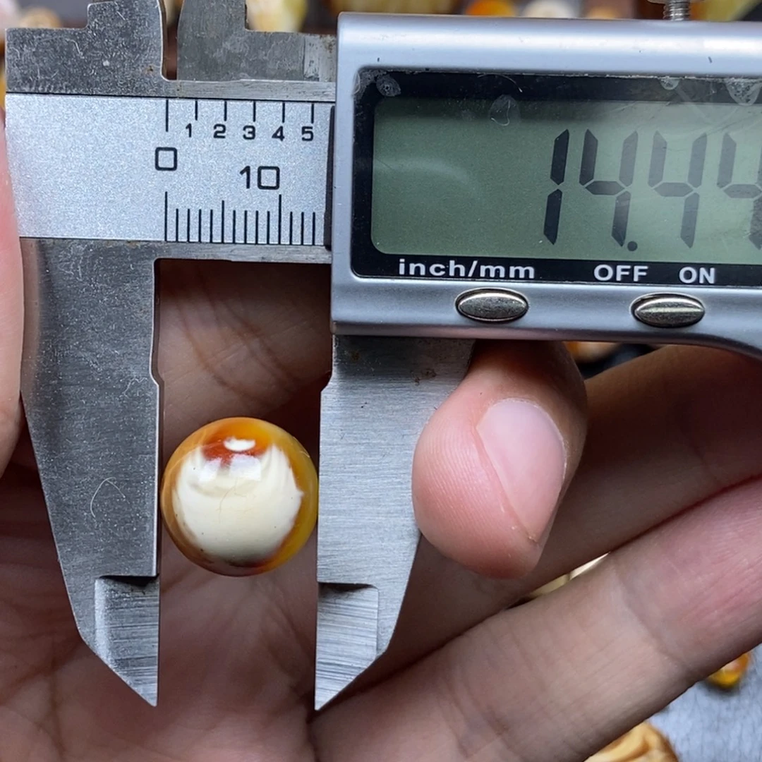 定制琥珀未镶嵌定制琥珀