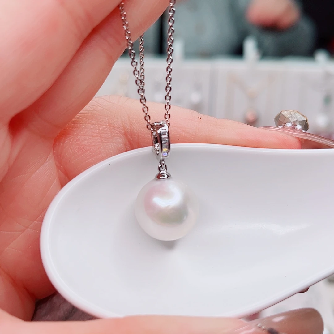淡水珍珠合金吊坠(赠链)