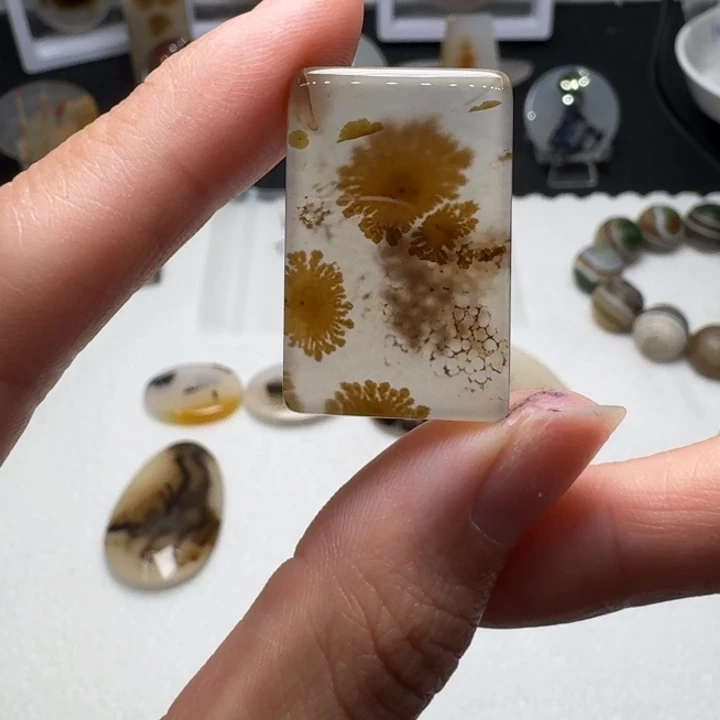 玛瑙/玉髓未镶嵌摆件