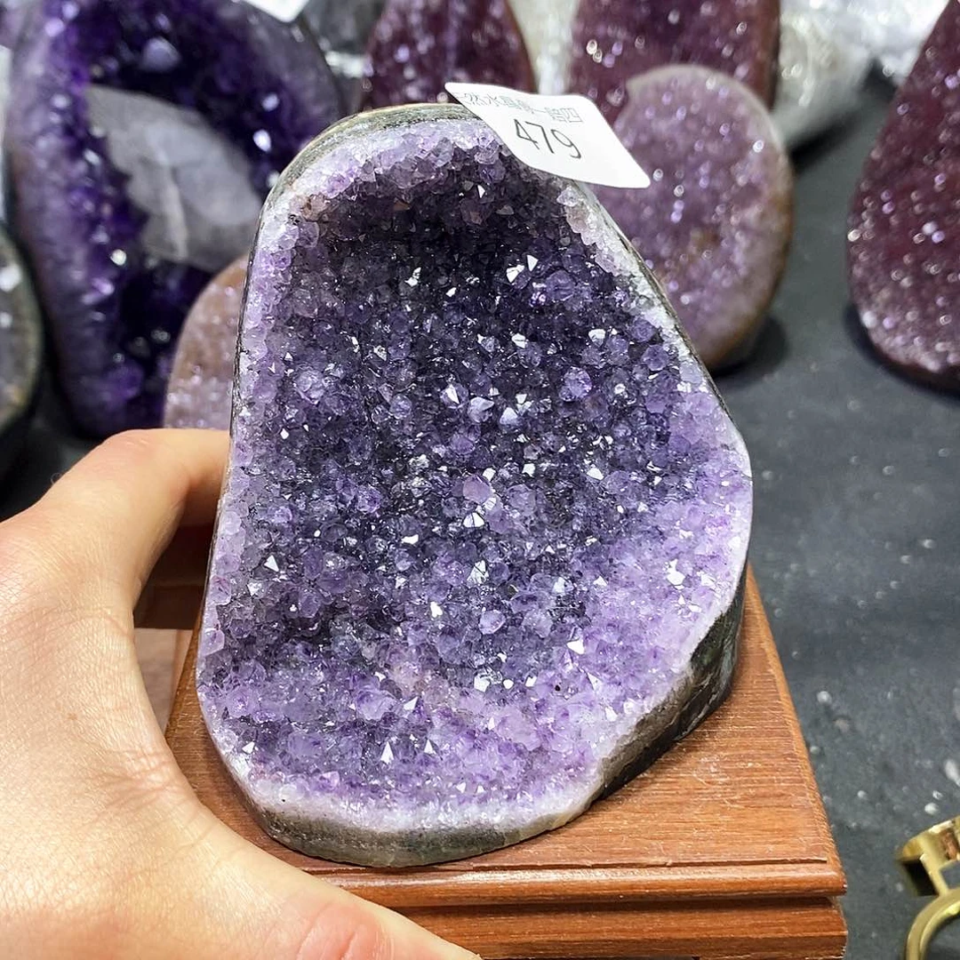 水晶大型摆件（非配饰）未镶嵌