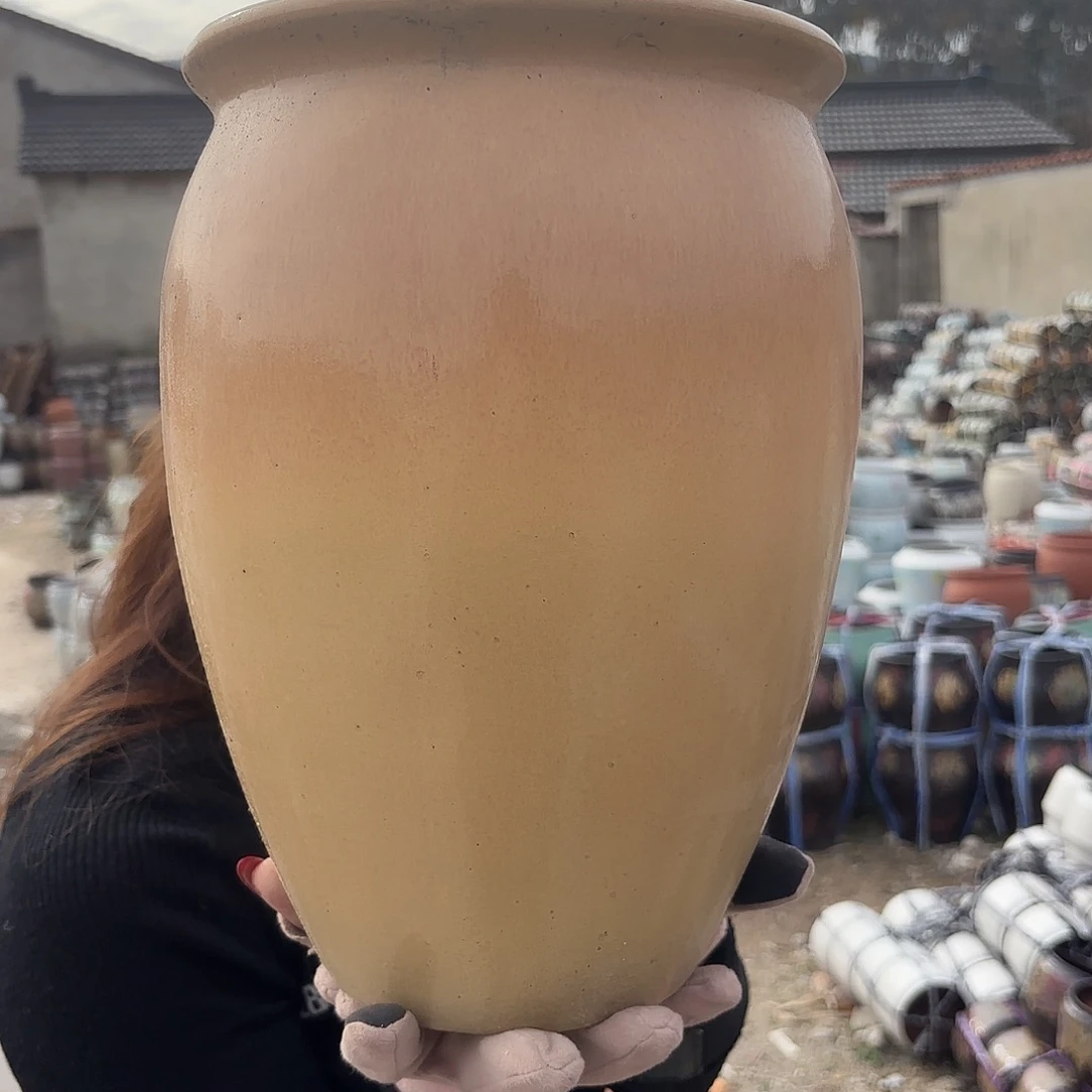 口径20高度30一个黄老桩微瑕