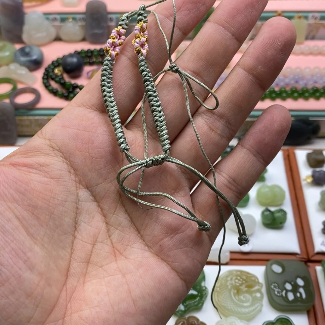 和田玉未镶嵌吊坠(不含链)妮****i