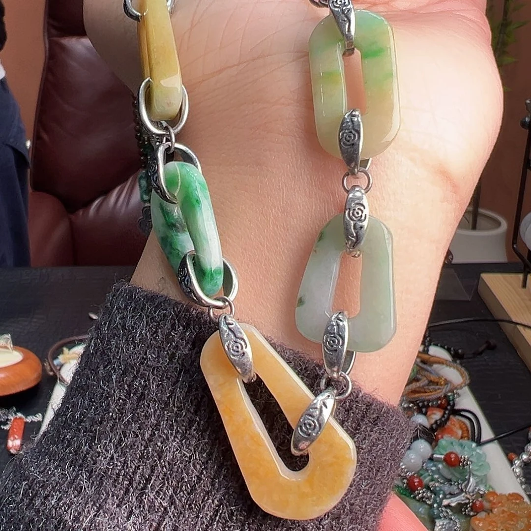 翡翠未镶嵌颈饰套链