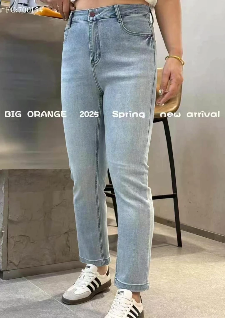 2025大橘子70015春季水洗浅蓝牛仔烟管裤
