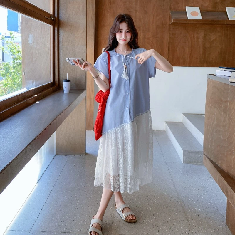 蓝色慵懒风蕾丝拼接连衣裙女2025夏季新款清新氛围感不规则衬衫裙