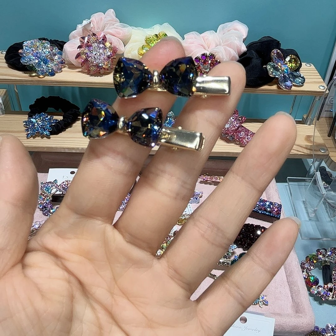 布艺铁合金耳钉和