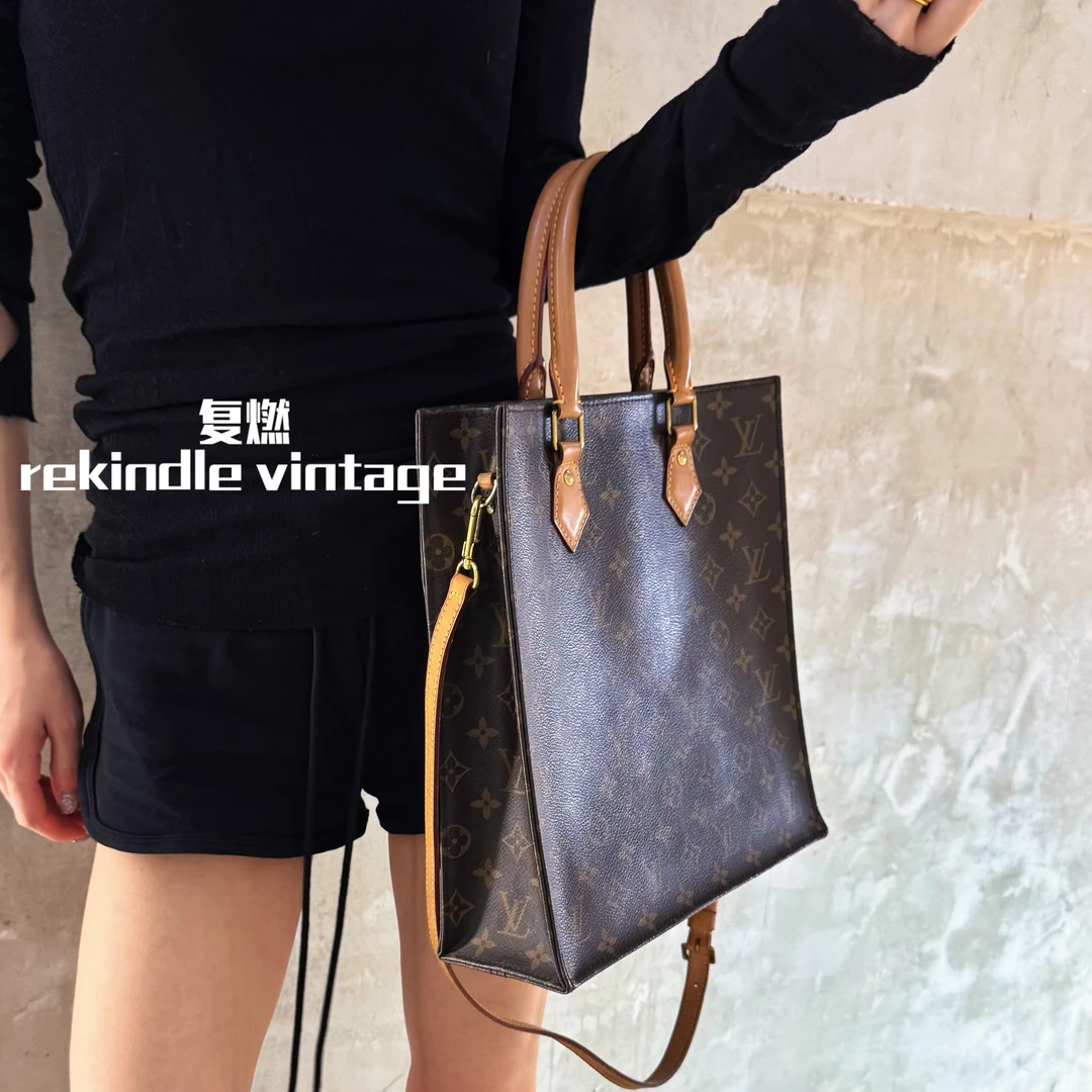 95新 LouisVuitton/路易威登 复燃精选/现代款老花中号琴谱斜挎包