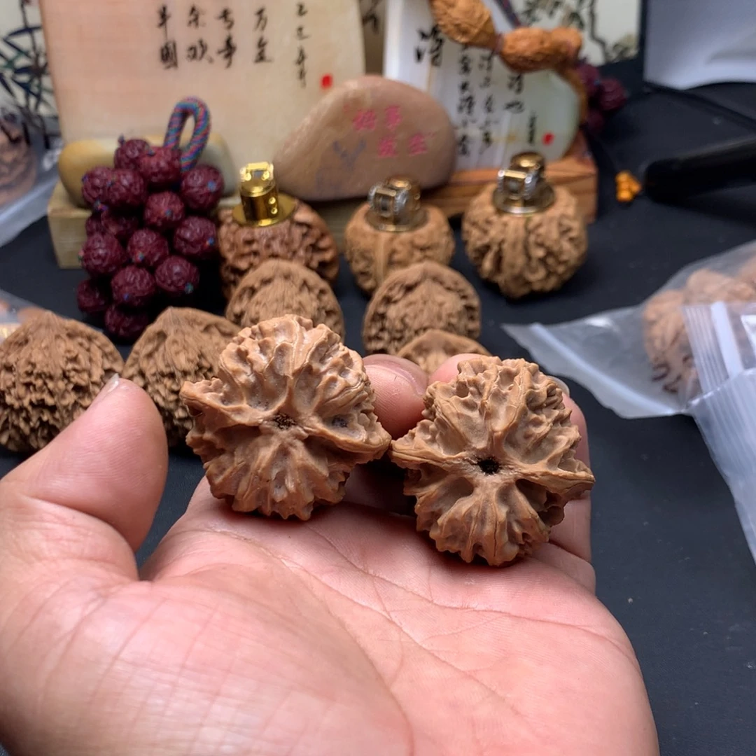 大***点把件文玩核桃苹果园