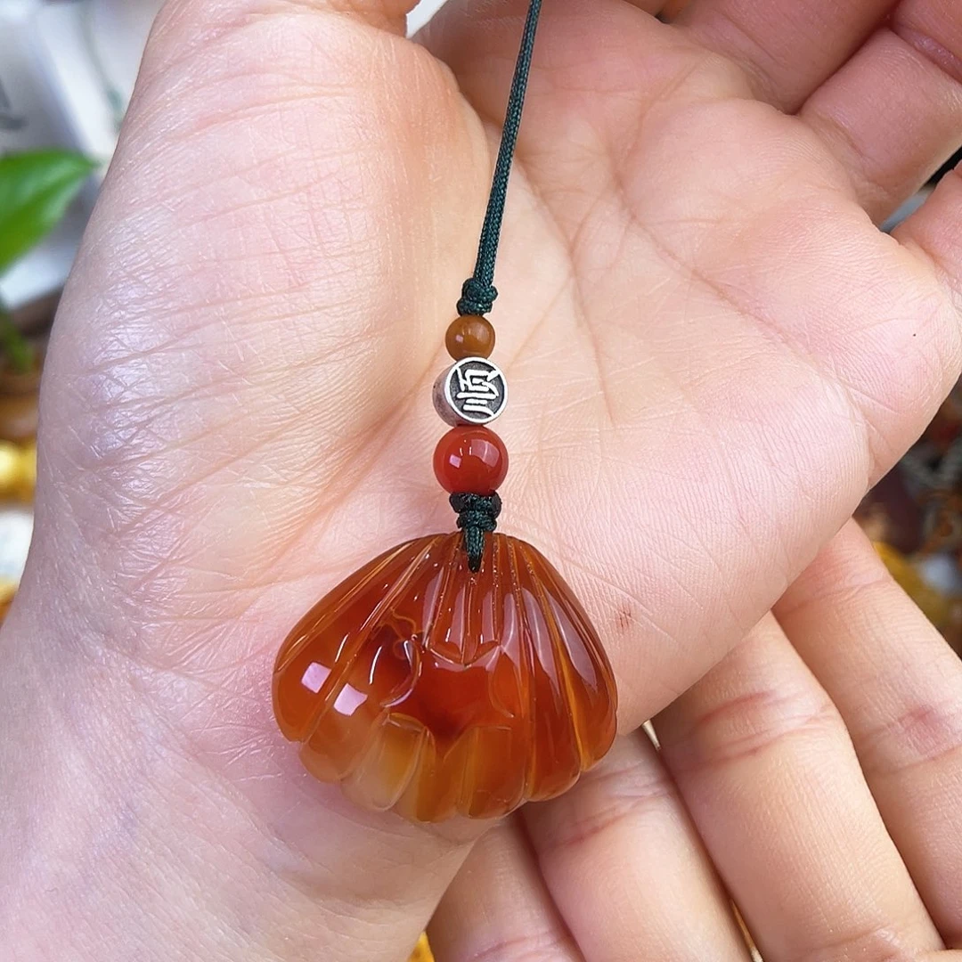 未镶嵌琥珀珠宝奇石