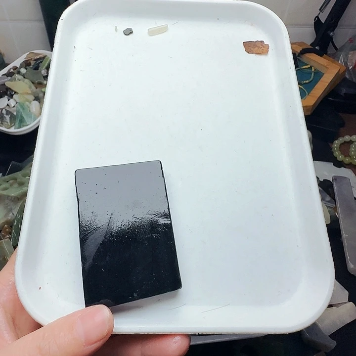 教***官和田玉（糖玉）未镶嵌珠宝半成品