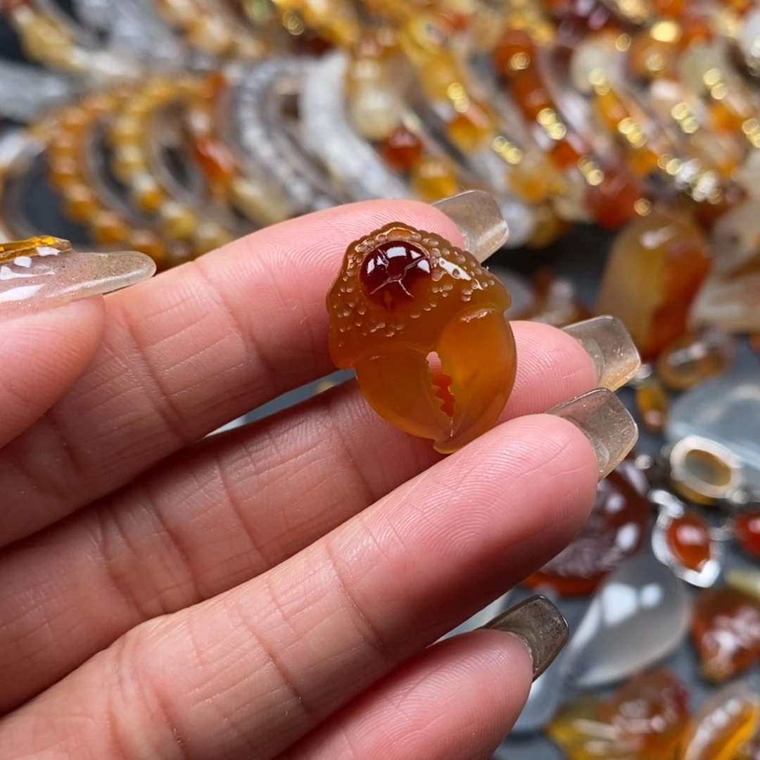 玛瑙/玉髓挂件未镶嵌