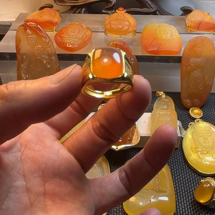 石英质玉颈饰银S925镀金镶嵌午****旧