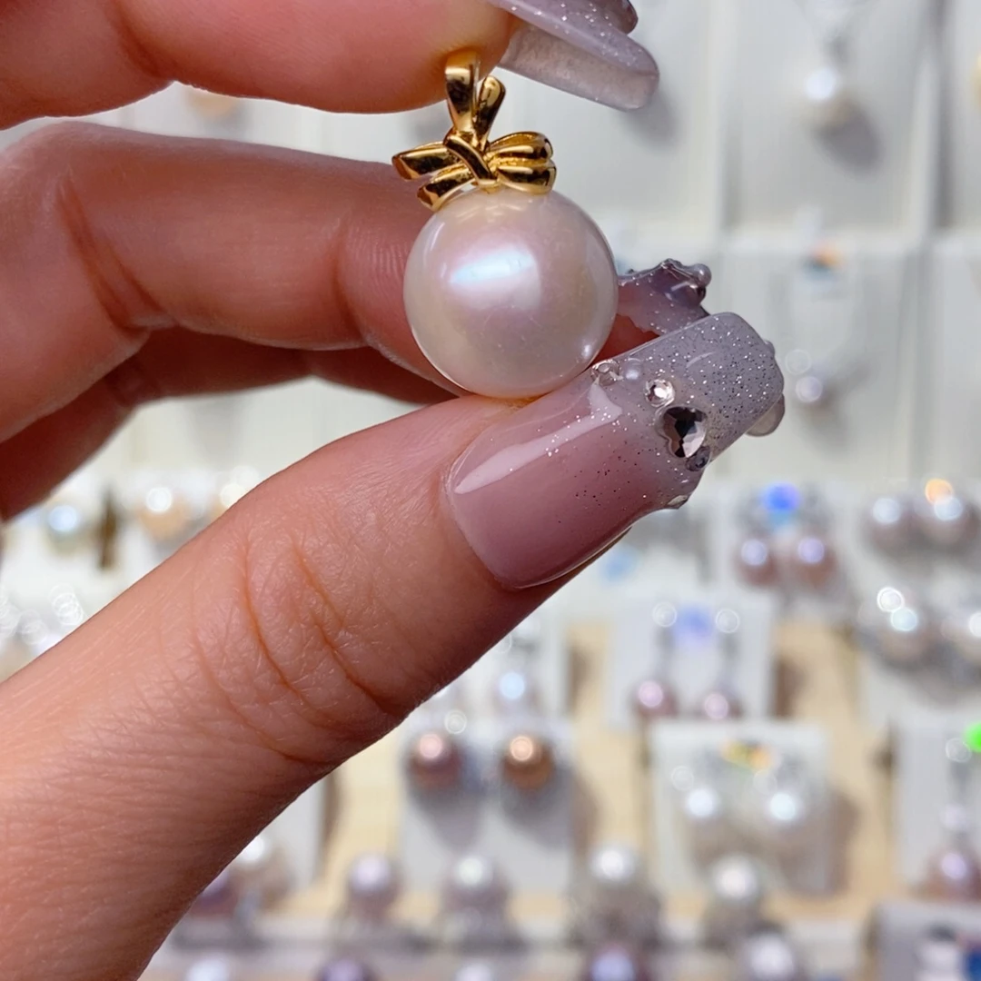 淡水珍珠未镶嵌吊坠(赠链)