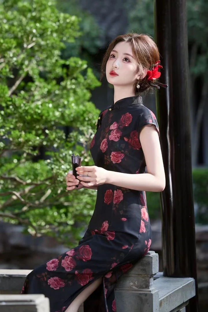 358 年轻款复古玫瑰半开襟|暗夜玫瑰|旗袍(以直播间展示为主)