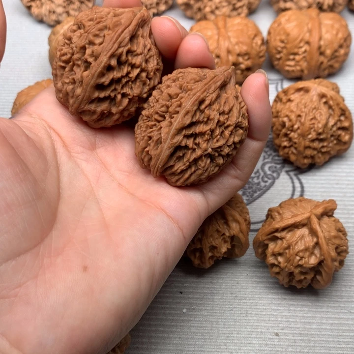 挚***友文玩核桃把件大蒜头