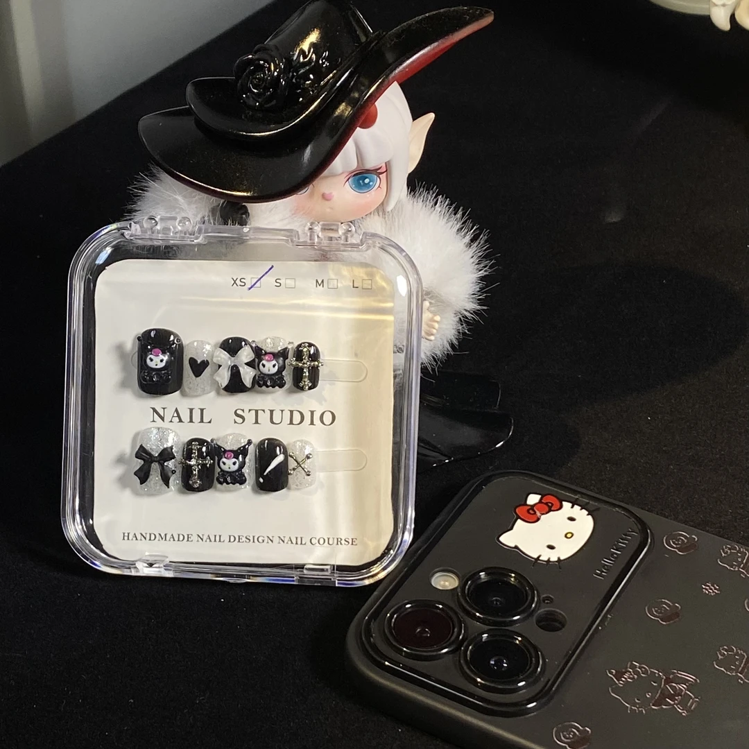 库洛米蝴蝶结少女风黑色短梯纯手工穿戴甲显手白
