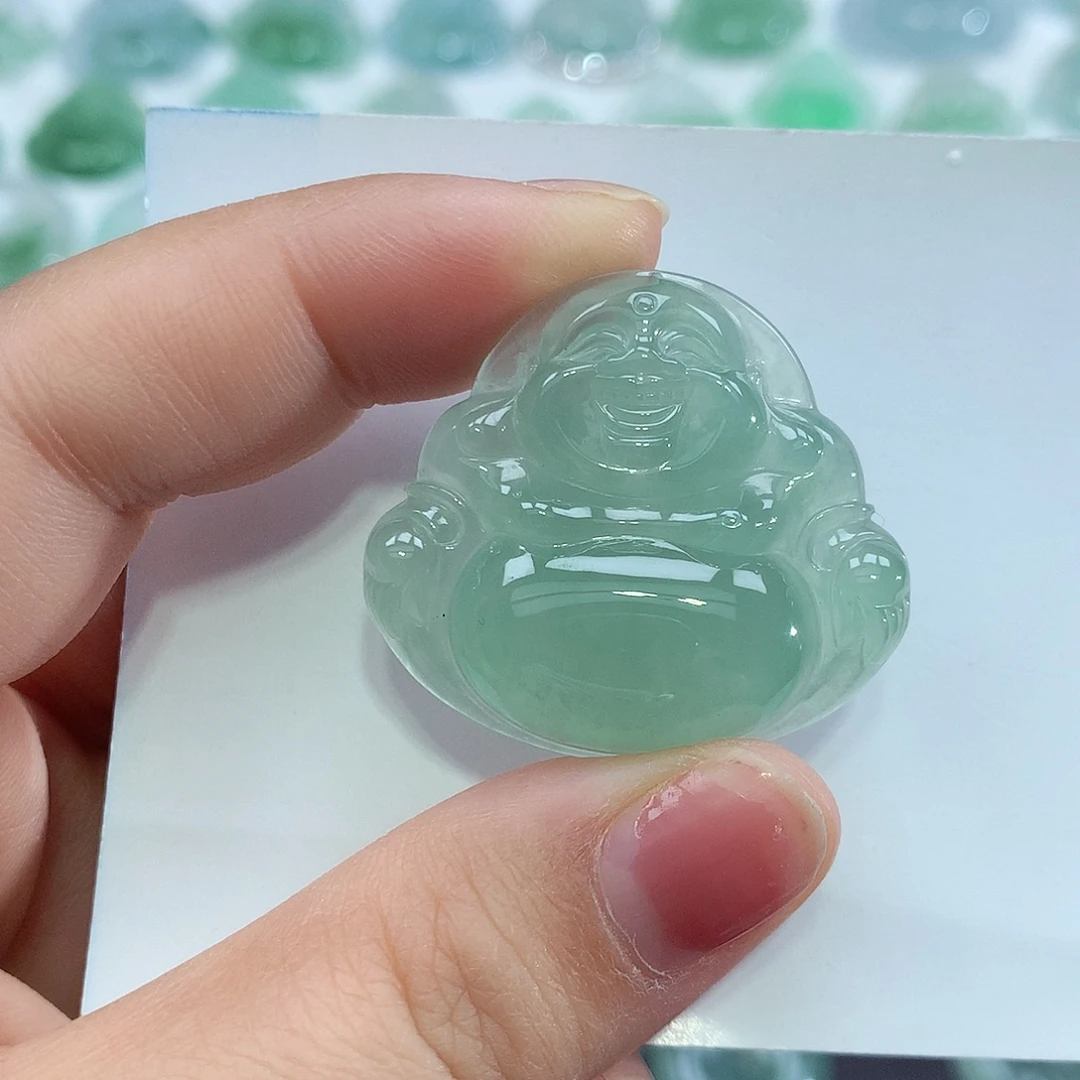 翡翠未镶嵌颈饰佛公