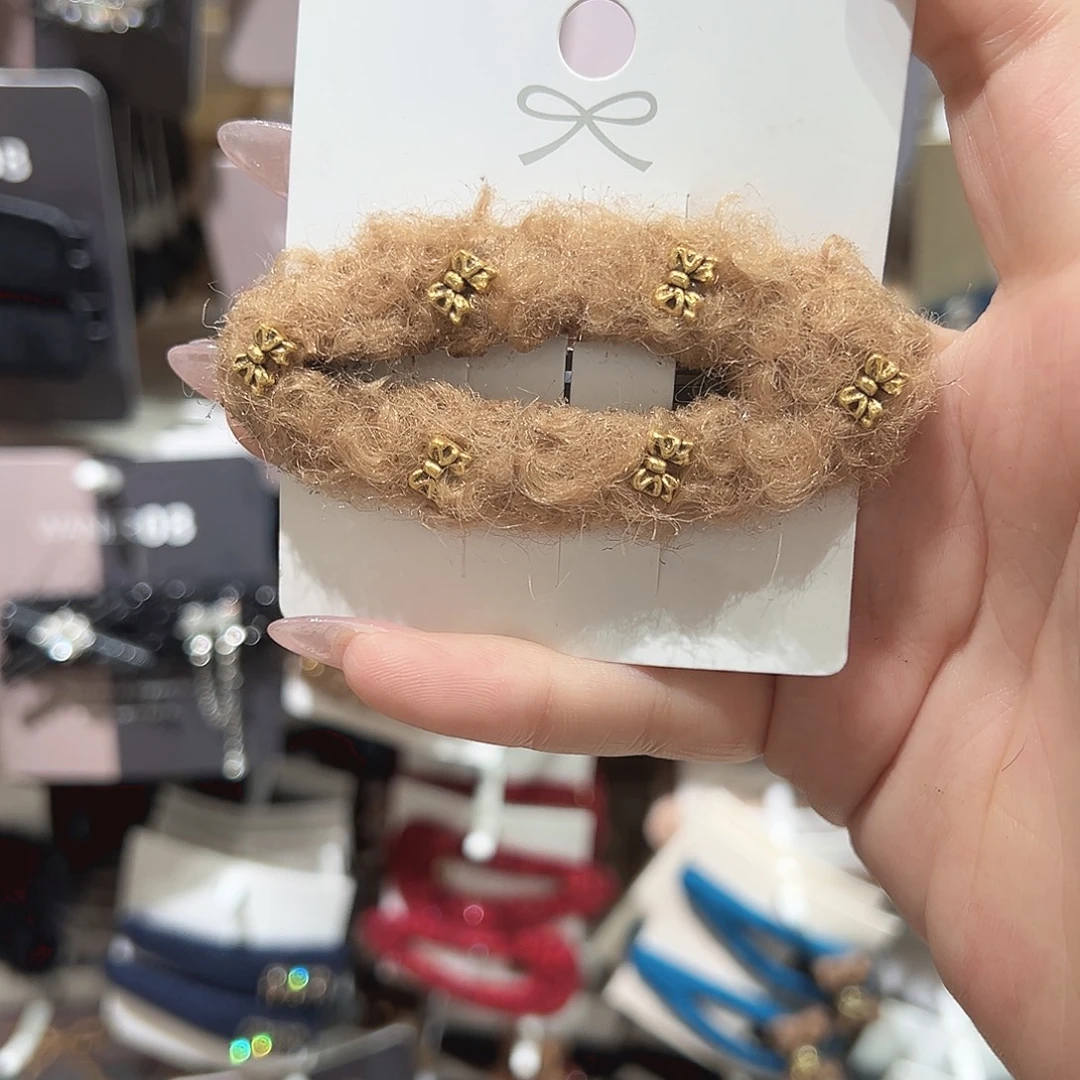 皮质铁合金蝴蝶结卡其色椭圆拜拜夹