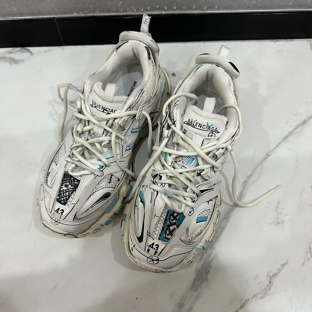 95新 Balenciaga/巴黎世家 track白色涂鸦做旧老爹鞋43码