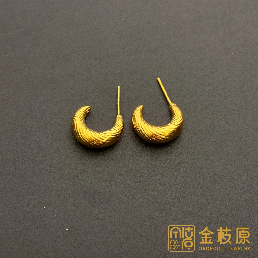 金枝原足金999 牛角包耳钉