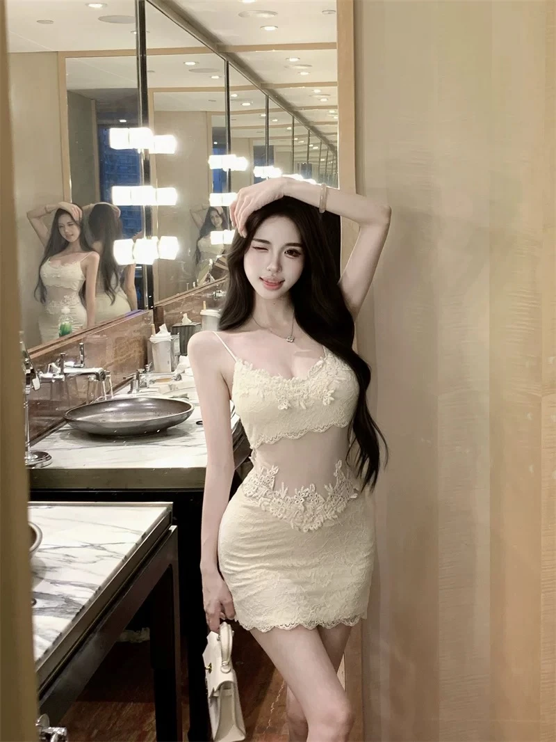 GGE【叶子定制 】法式气质名媛蕾丝镂空吊带连衣裙