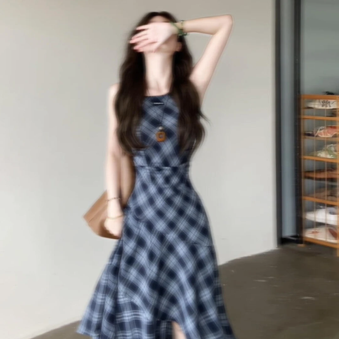 美拉德不规则气质背心格子连衣裙女夏季设计感别致长裙C6L43469
