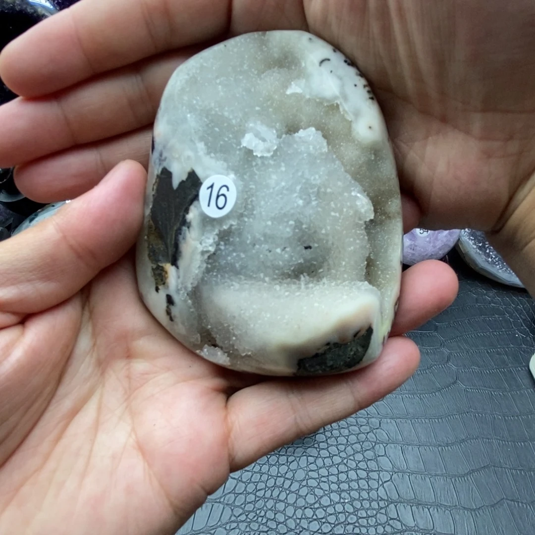 大型摆件（非配饰）紫晶未镶嵌