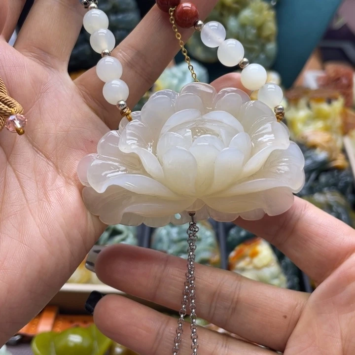 蛇纹石玉未镶嵌挂件
